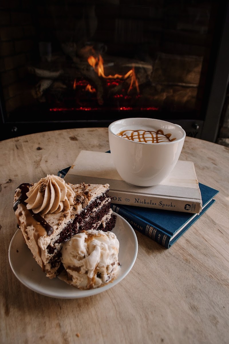 Annie’S Coffee And Creamery Photos 2